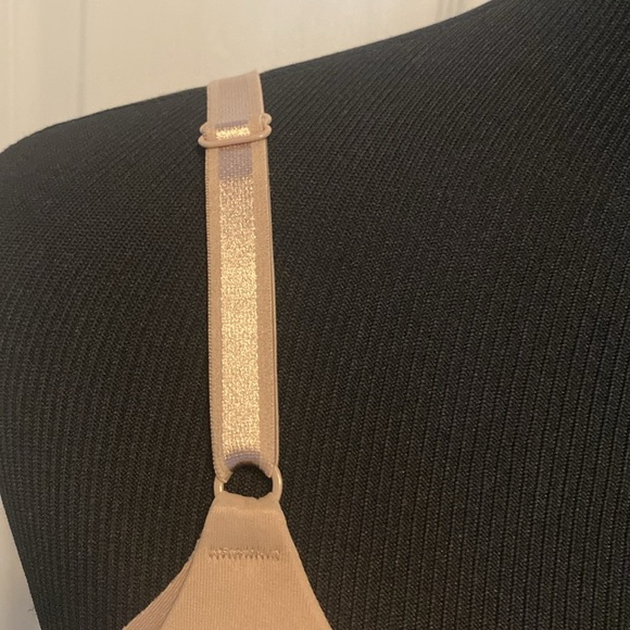 Warner’s Tan 36B Bra Wire Free No Side Effects Extra Side Coverage NWT - Picture 3 of 9